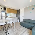 Mobile-home Grand Confort 4 Pers, 2 Ch, 2 Sdb, Plage, Piscine, Fitness, Terrasse - - Fr-1-361a-57 * ז'ולוביל-לה-פאן