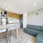 בית נופש Mobile-home Grand Confort 4 Pers, 2 Ch, 2 Sdb, Plage, Piscine, Fitness, Terrasse - - Fr-1-361a-57